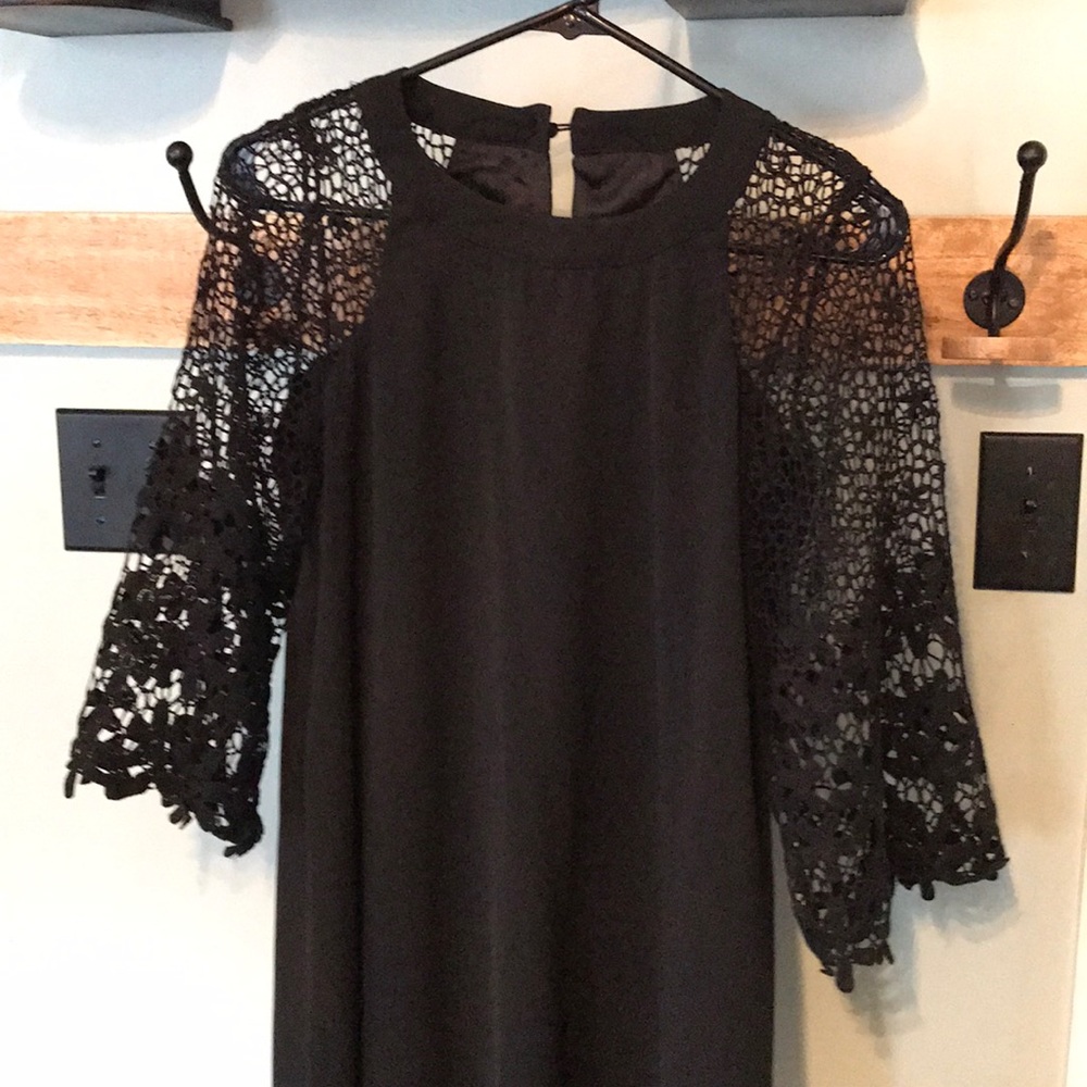 Crochet sleeve, tunic LBD